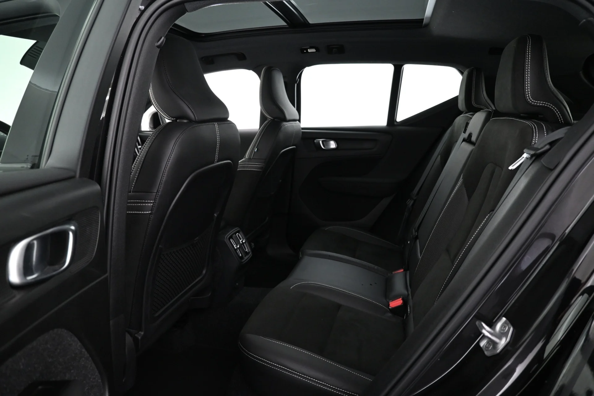 Car Image - 5k54aSriniP4Io4WdBa2lw