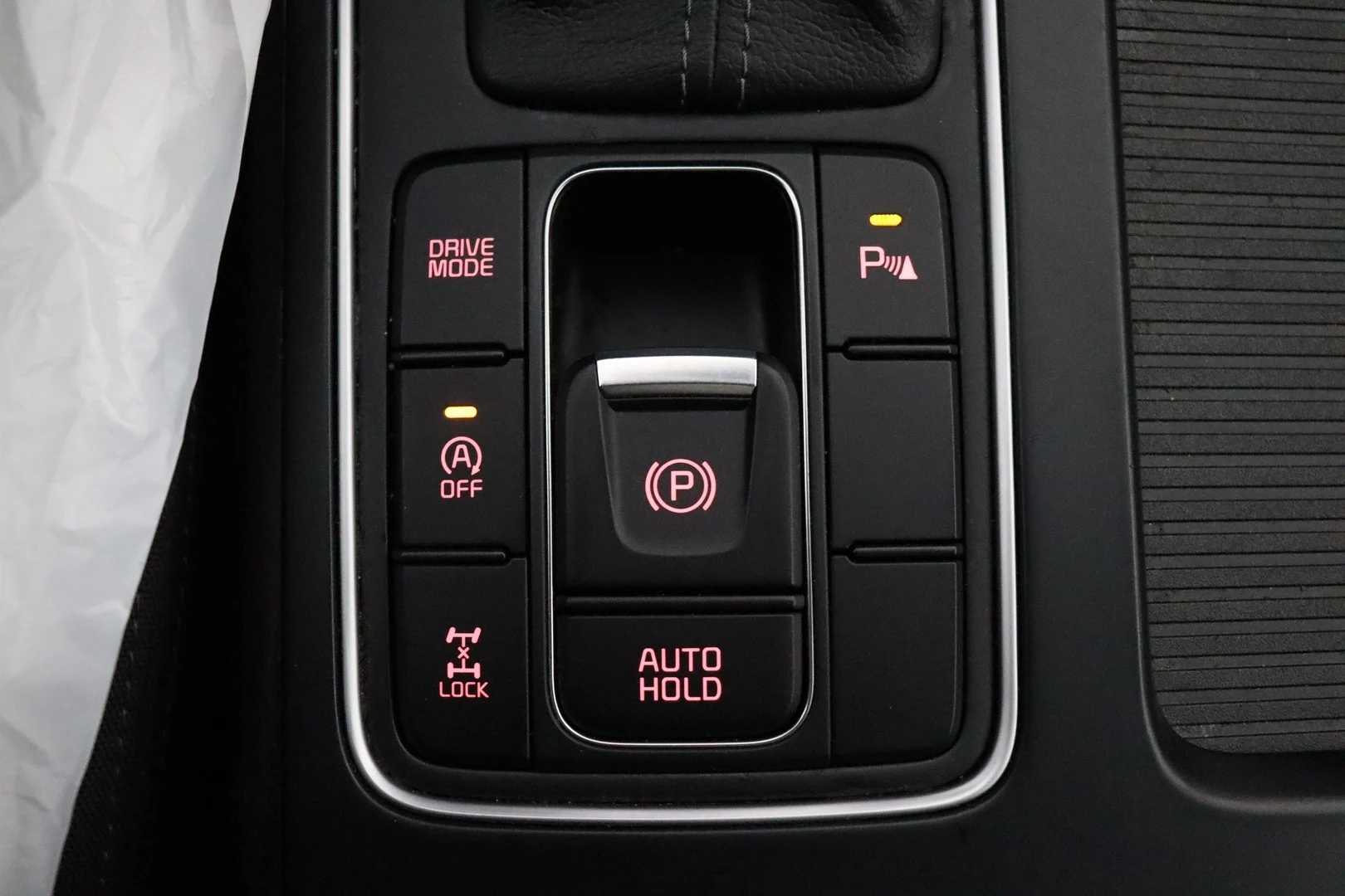 Car Image - 3xN2OIvzRXBdMrvvrc1oC6