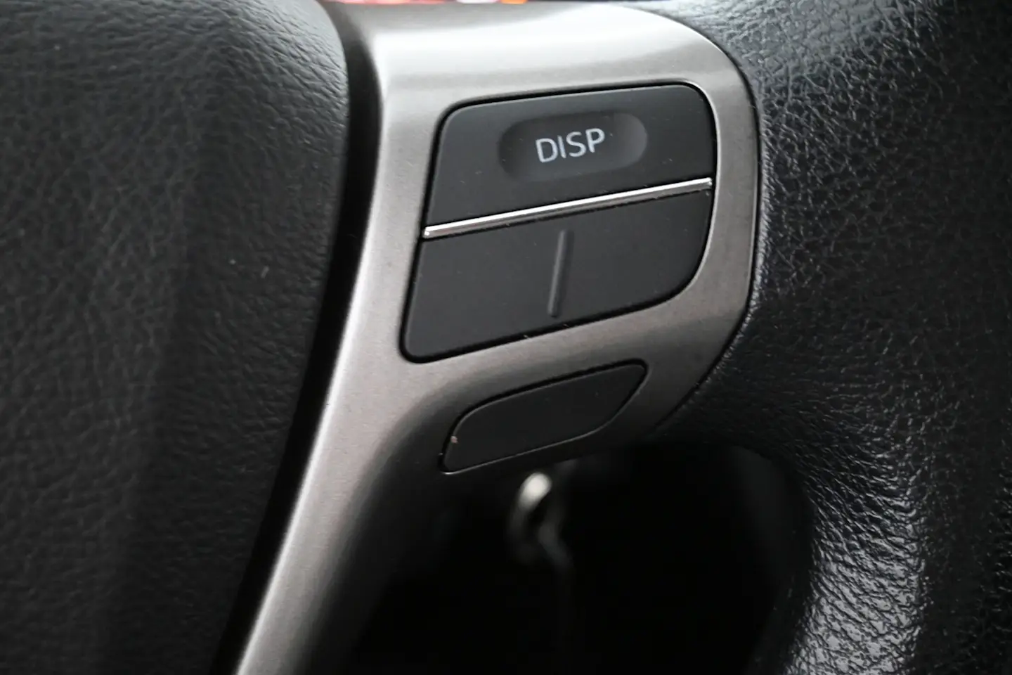 Car Image - 33S9LXYVfcggn4RTO0DTy