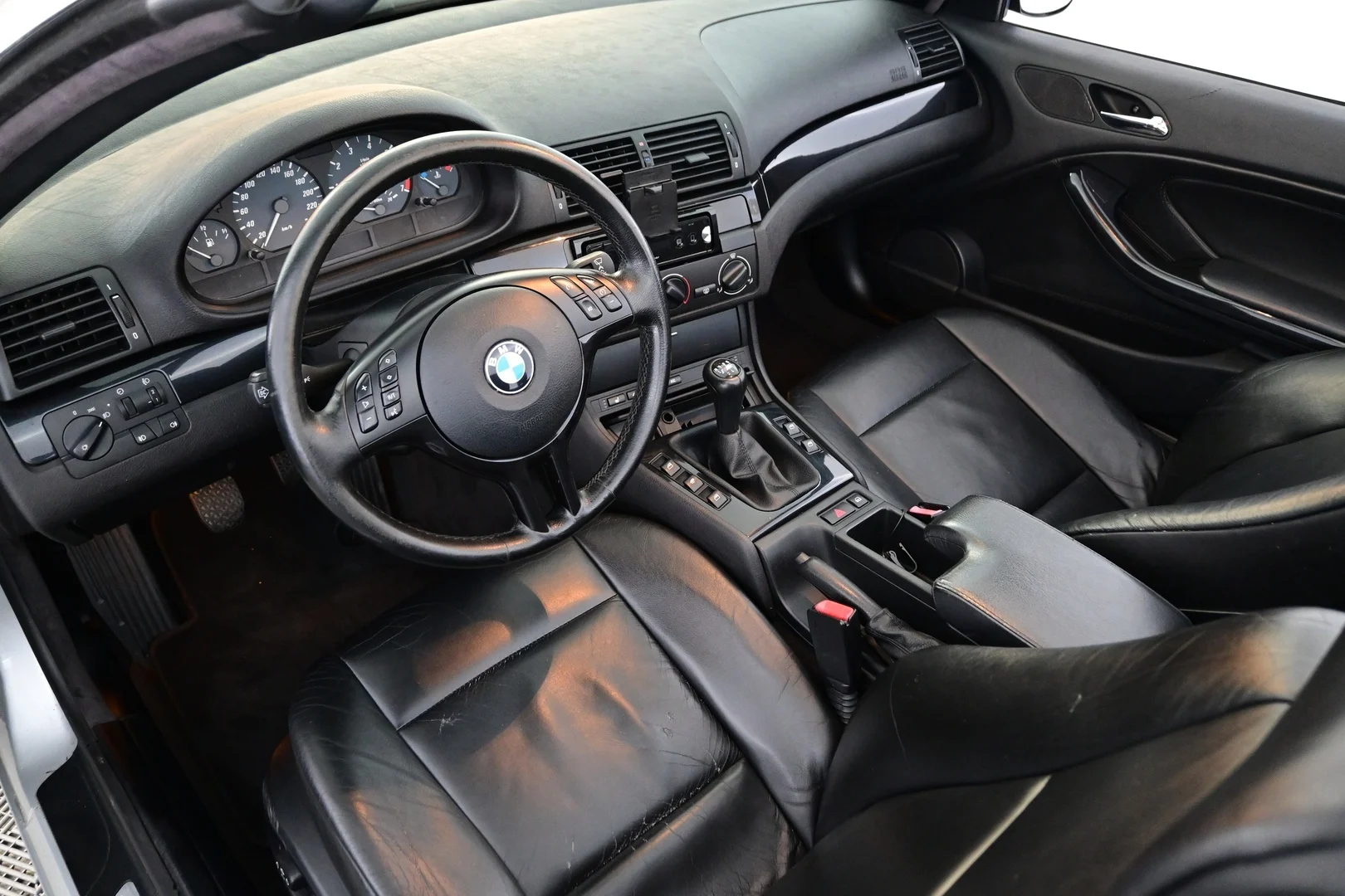 Car Image - 6dmDbnbQYCo7OOcifYA7eU