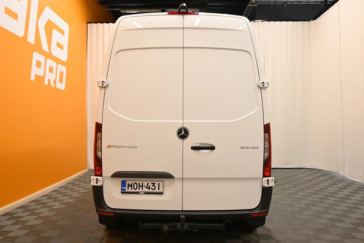 Car Image - 2vzqsaIVLKqSIltqTGD6Q8