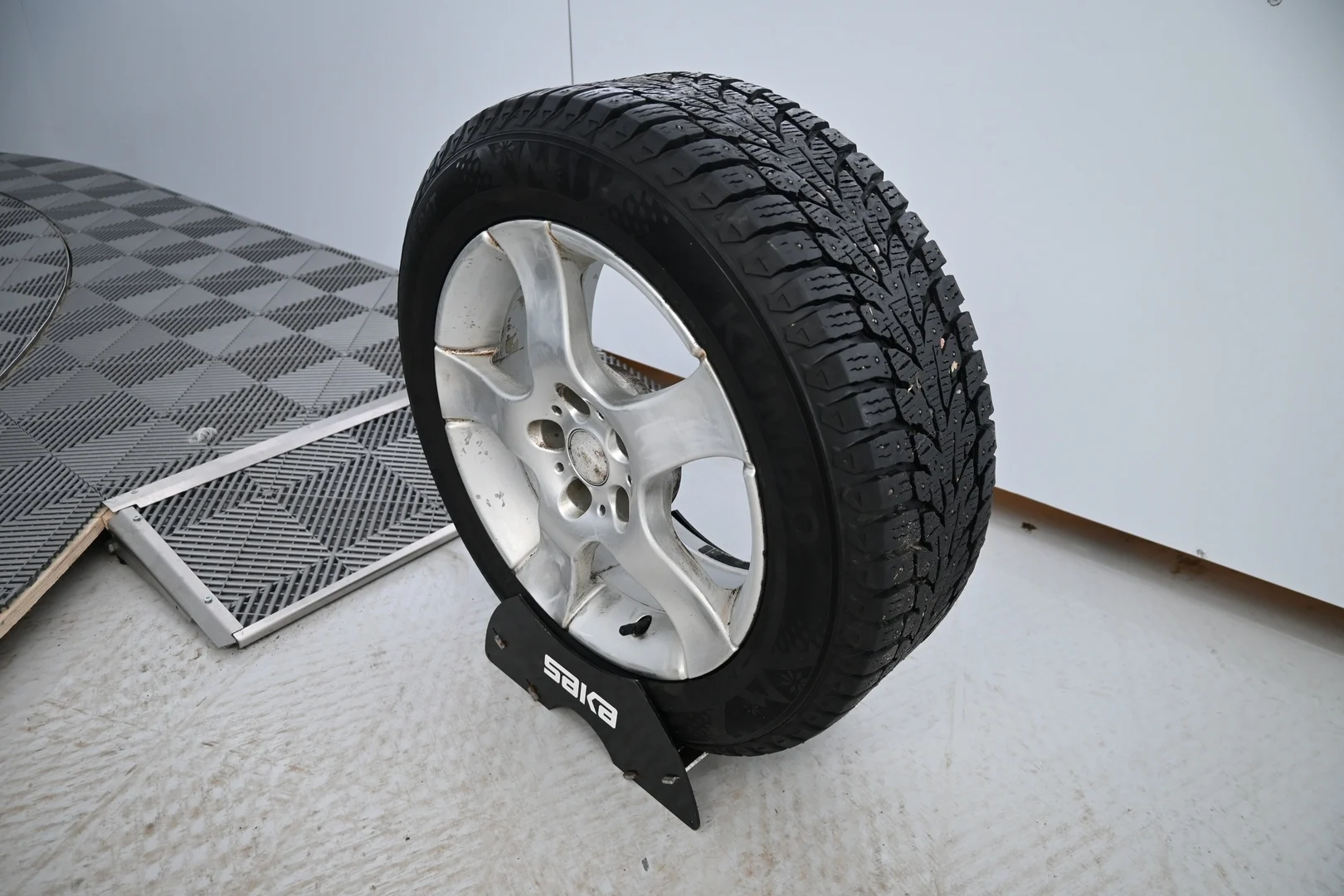 Car Image - 5AbJyASRdMcj7470RIL08k