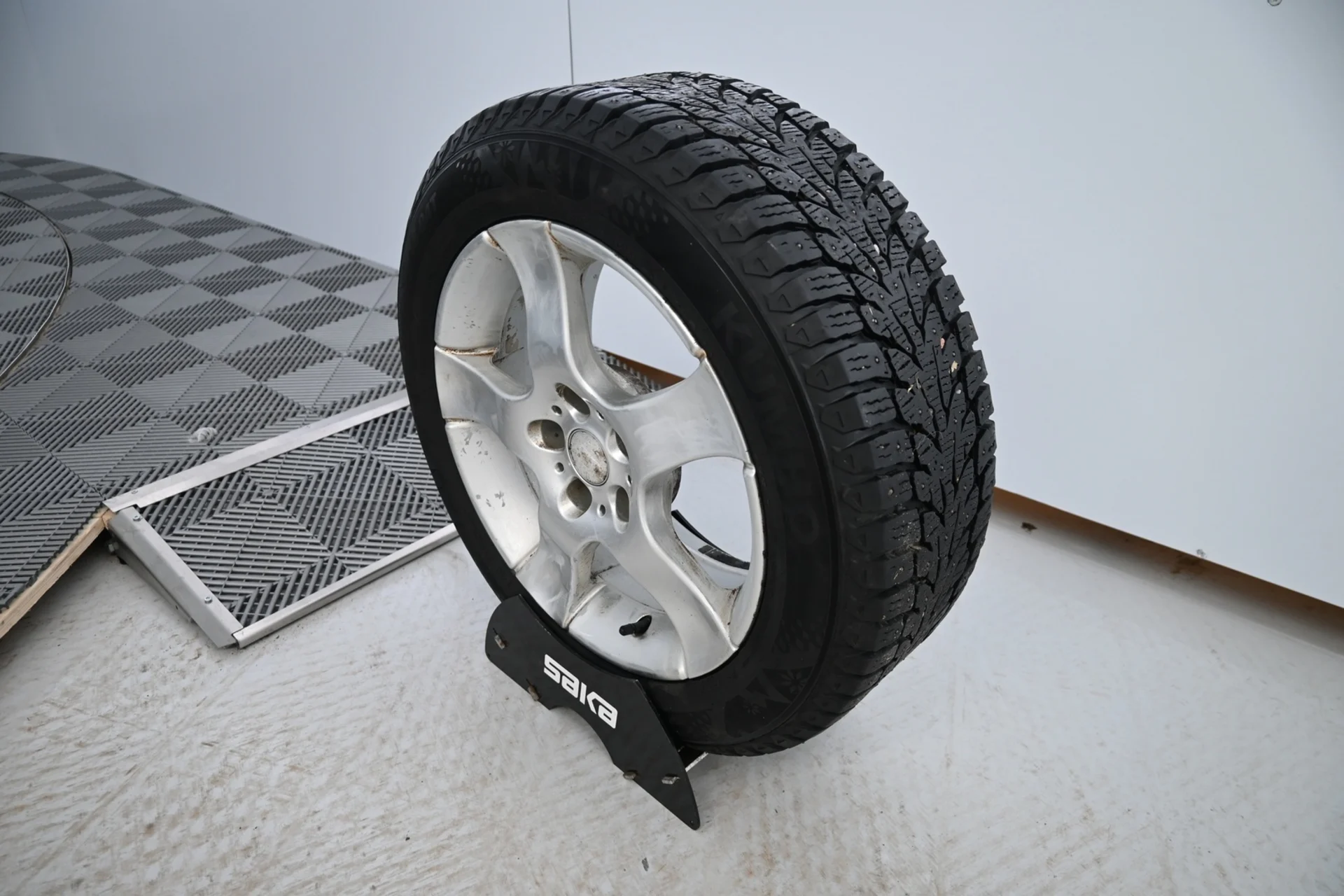 Car Image - 5AbJyASRdMcj7470RIL08k