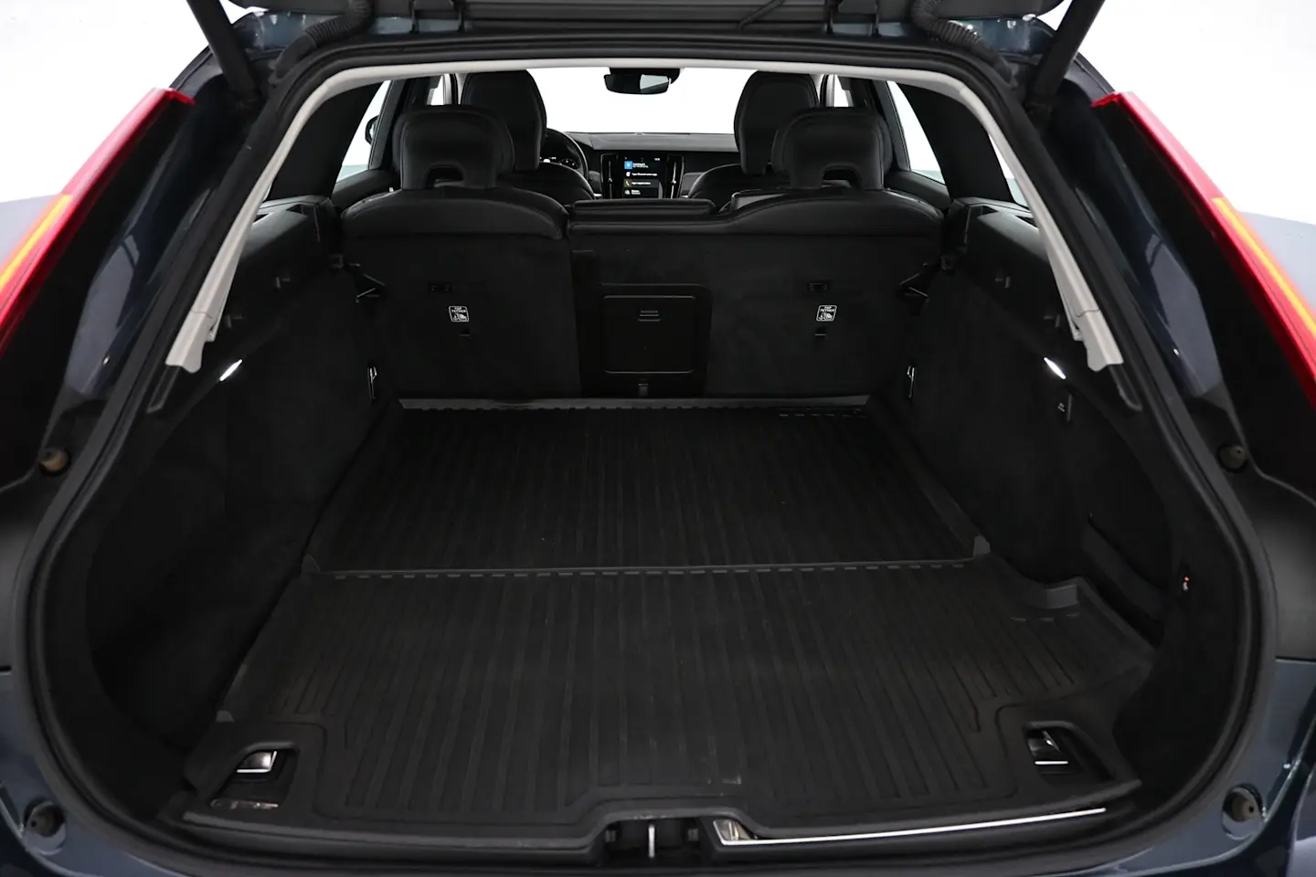 Car Image - 3uO3sAnq21ky4pRkHbGKsE
