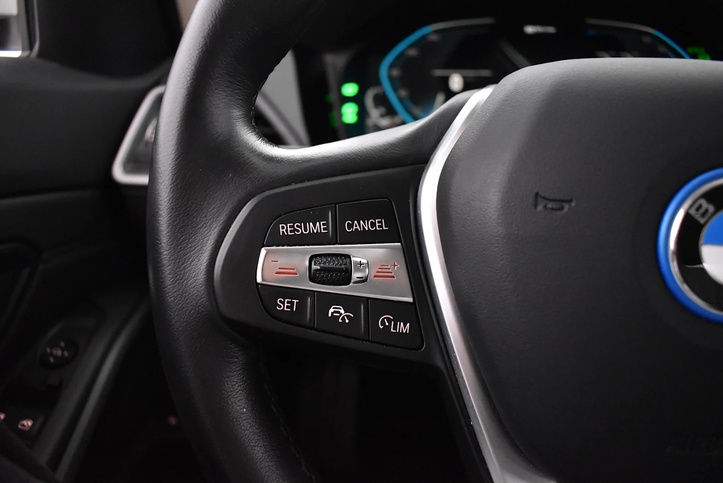 Car Image - 7JxRq7bjGs6APrnf34FZD9