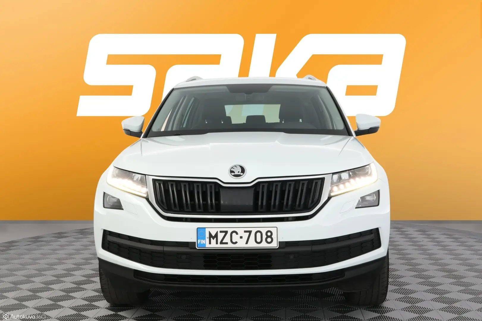 Car Image - 6VAlMILiVP9J8KbHu6L2pJ