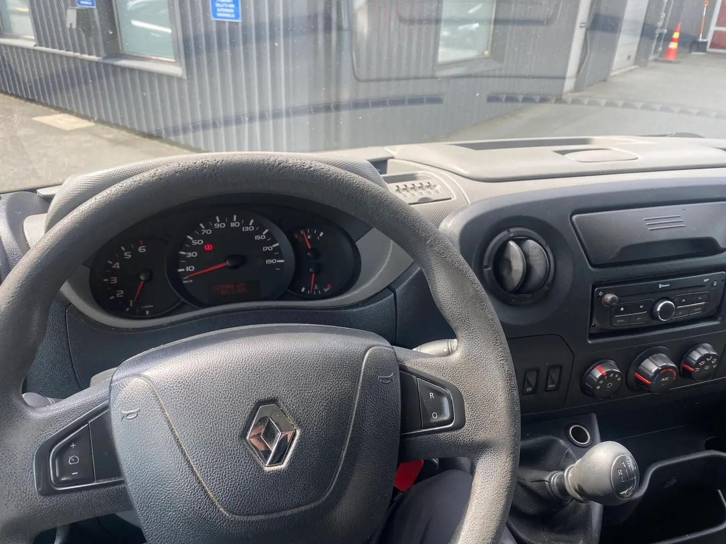 Car Image - p02lZyNA60AD4mx81VAwr