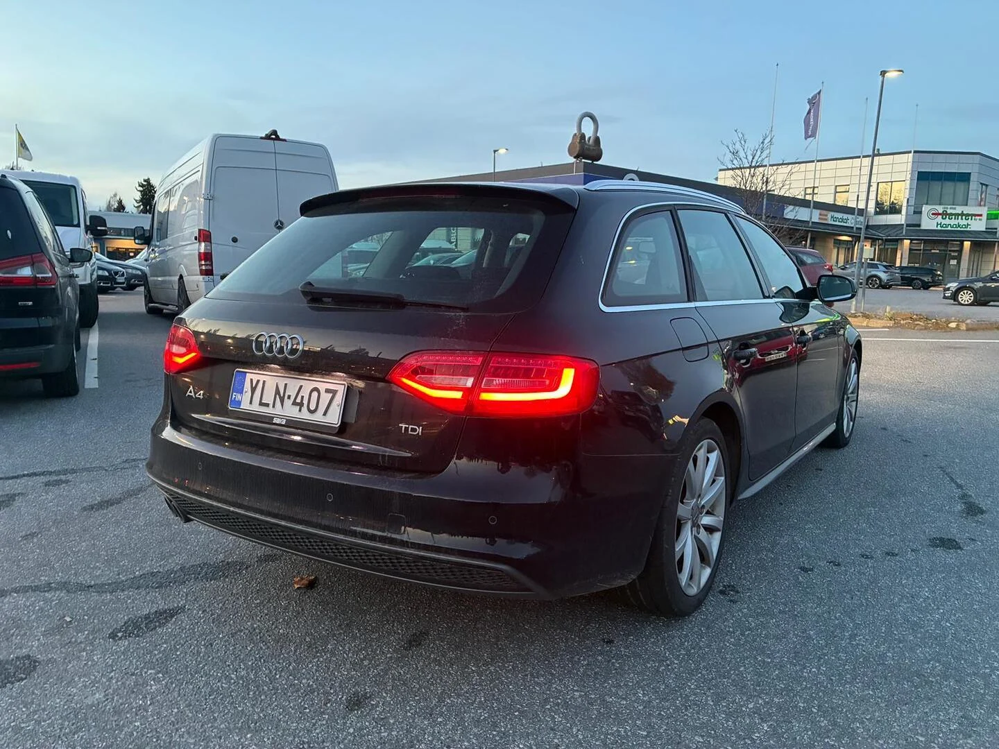 Car Image - 3rZ57ZHTtzJawP4dDrY7Di