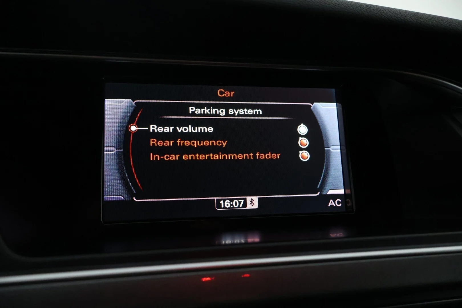Car Image - 7EUXQVYBtBZIuWs8oD7FuW