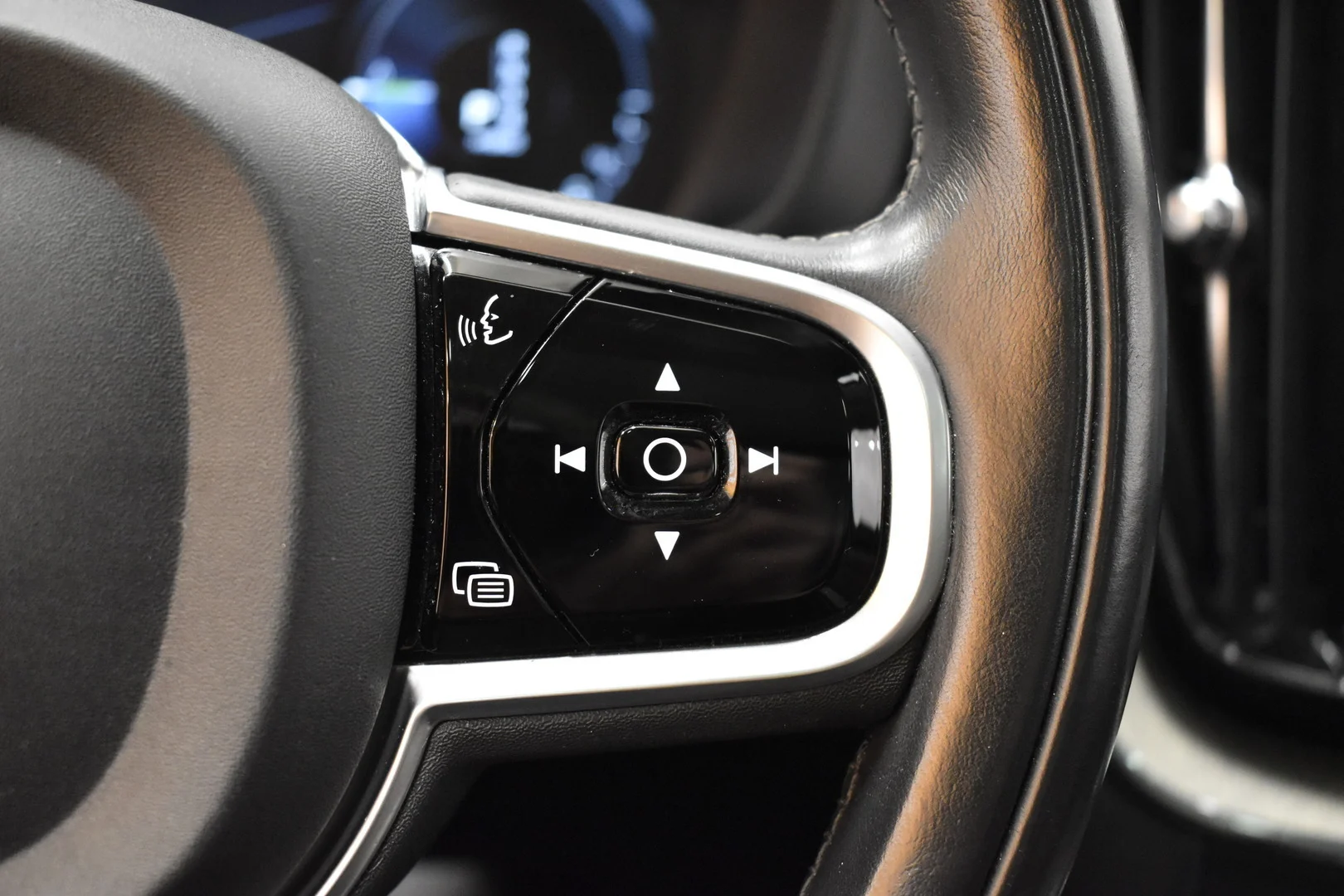 Car Image - 7plQebBNISFsQaoMpR5dNl
