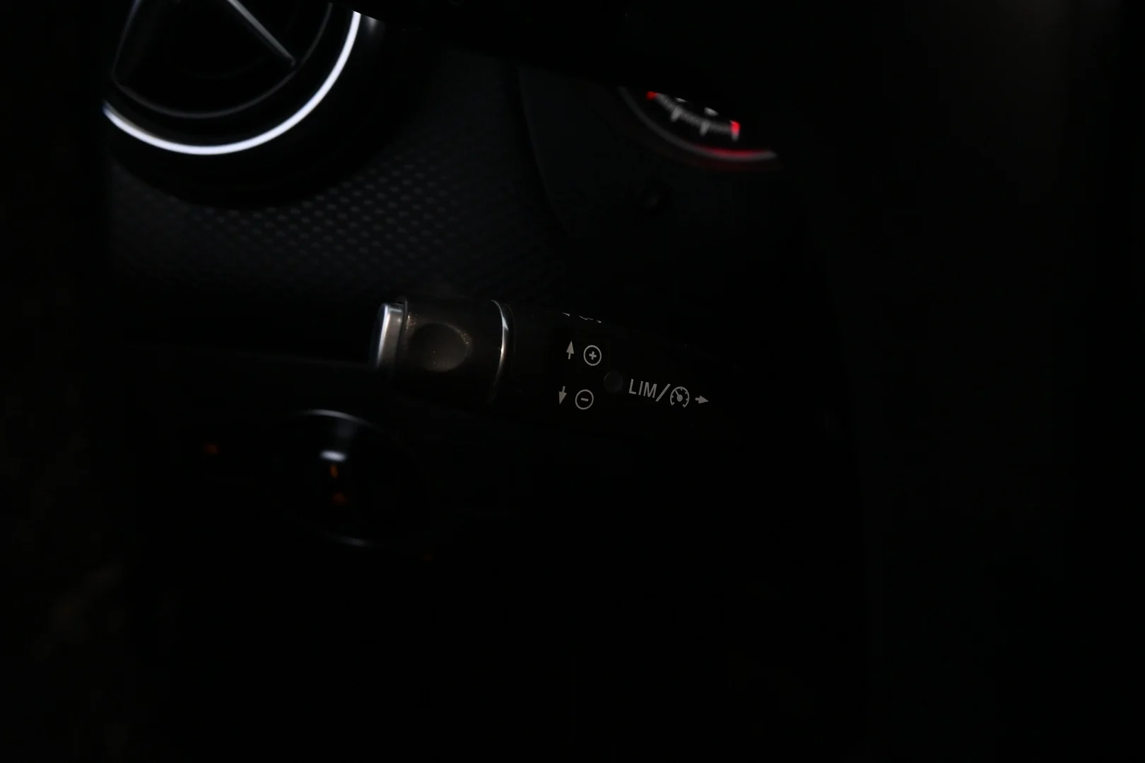 Car Image - 2wcEZ5G3FknMj5dp9jJp1I