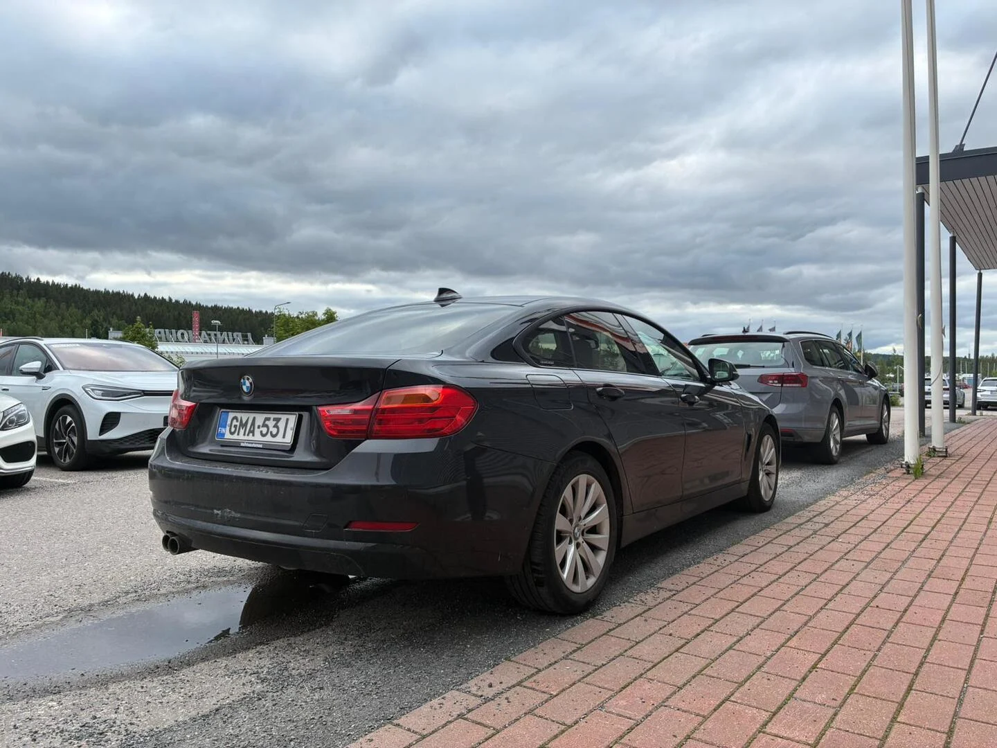 Car Image - 3IdlYemUscD6YniFGMtLoC