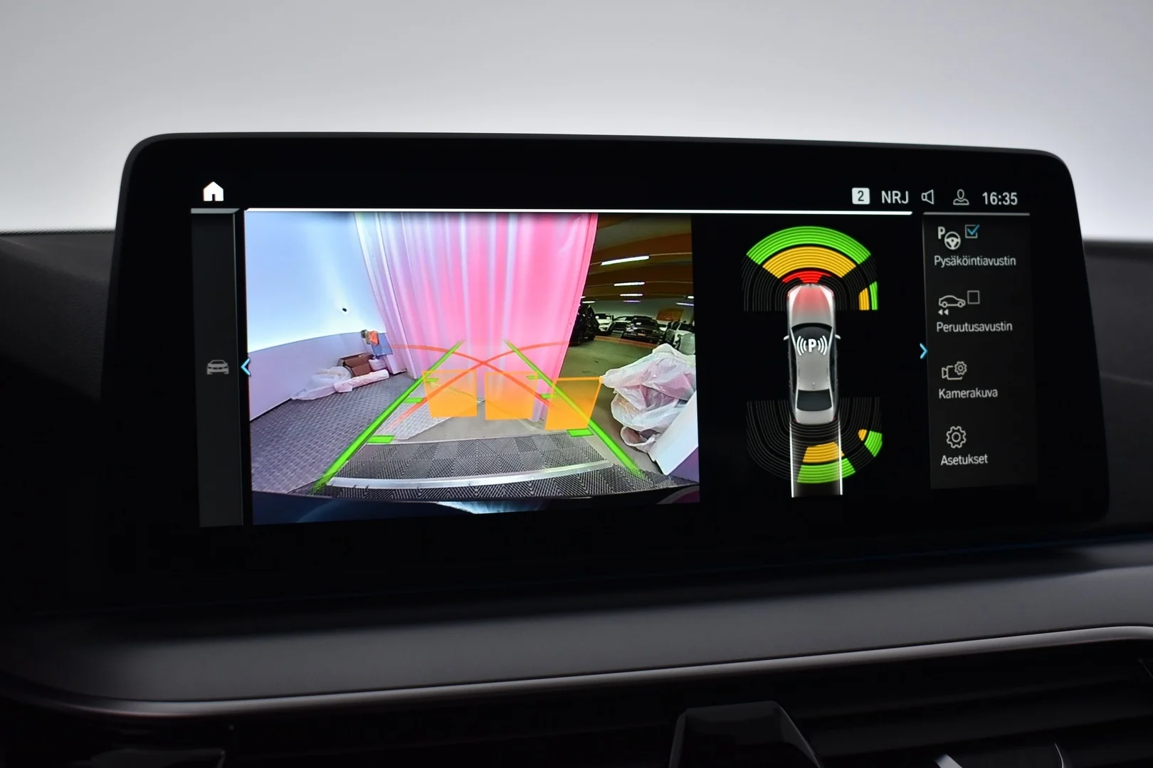 Car Image - 1irmuxXAmUYqIomKOKQ90z