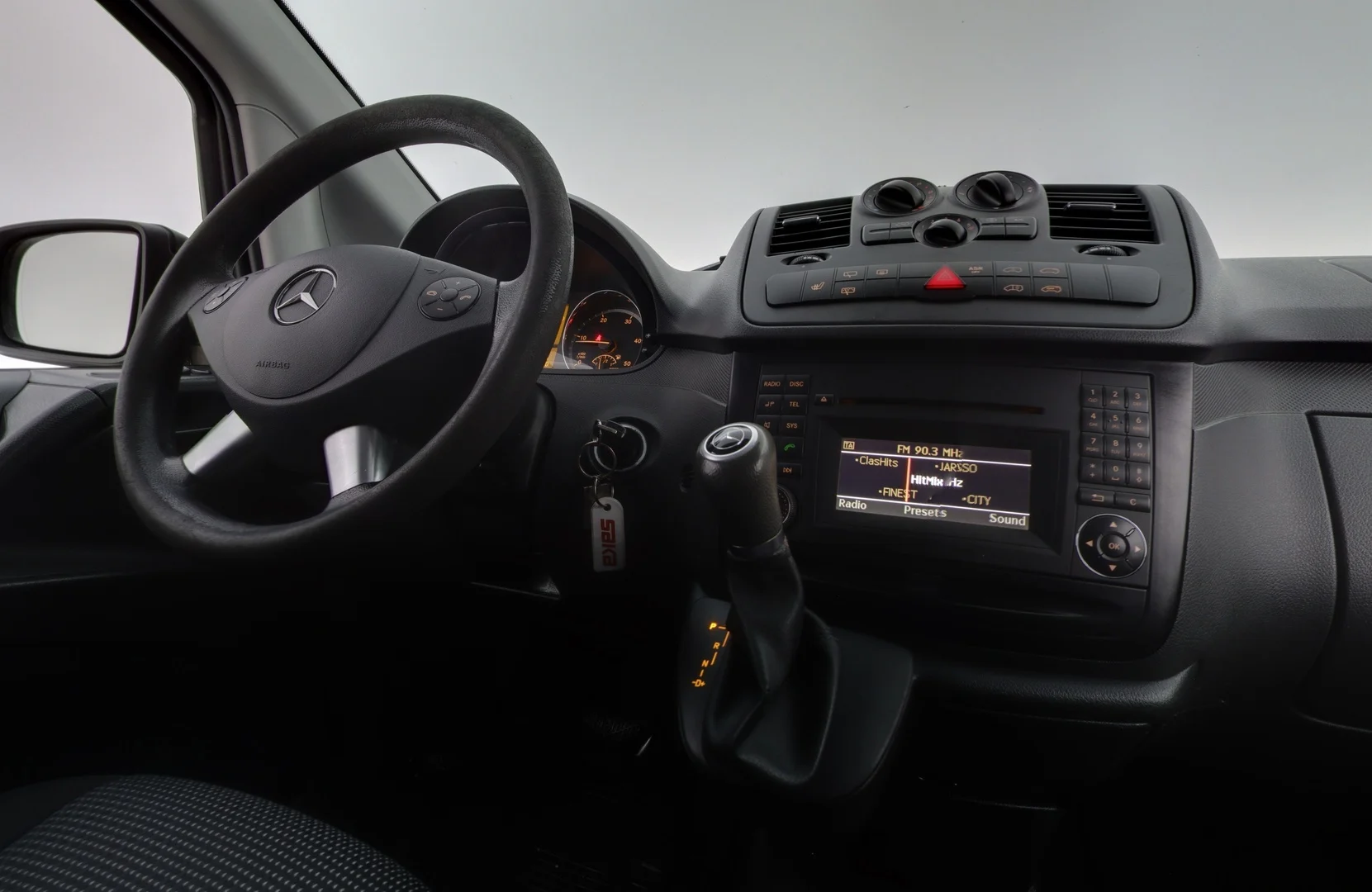 Car Image - 5v5NKyQSmq4sIOVHLGU6cL