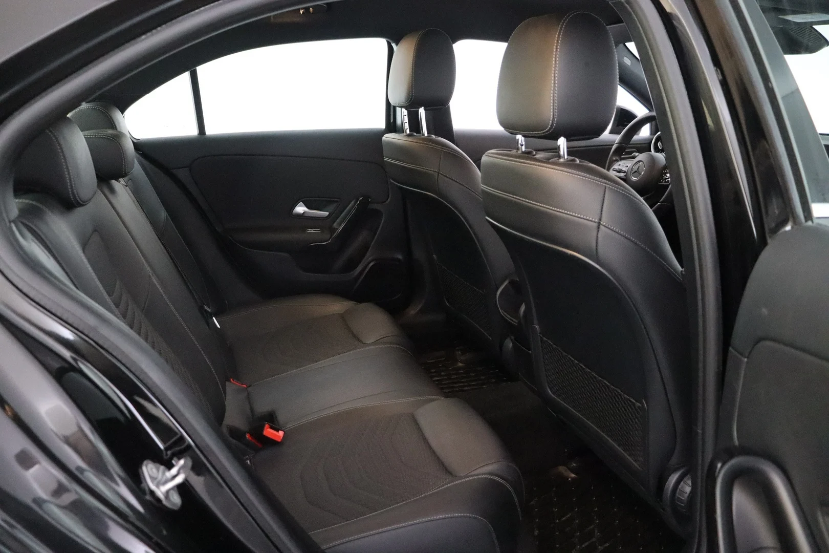 Car Image - 1AJWptYGq77wBgRpF1JJHC