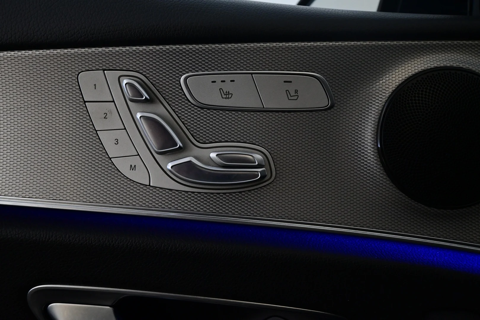Car Image - 1Rx2uWiD6vJk4k3HmvgTuy