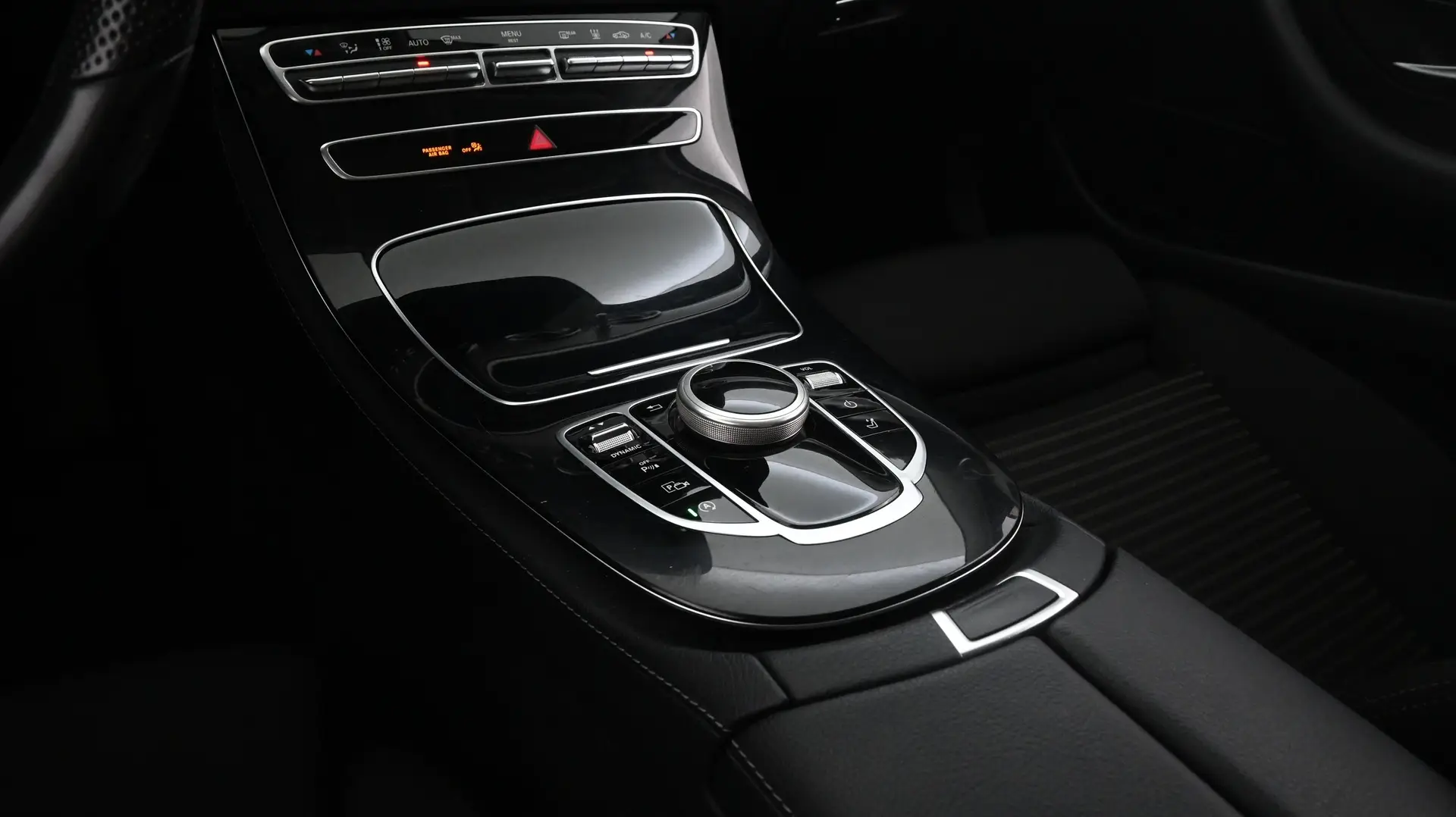 Car Image - 3HFYaKsks86DrRXM4Jztm8