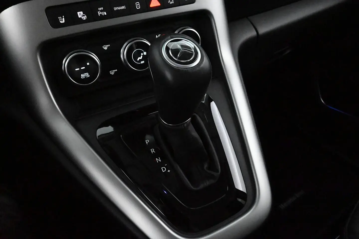 Car Image - 15eZISzVq3PFszvkshjr0V