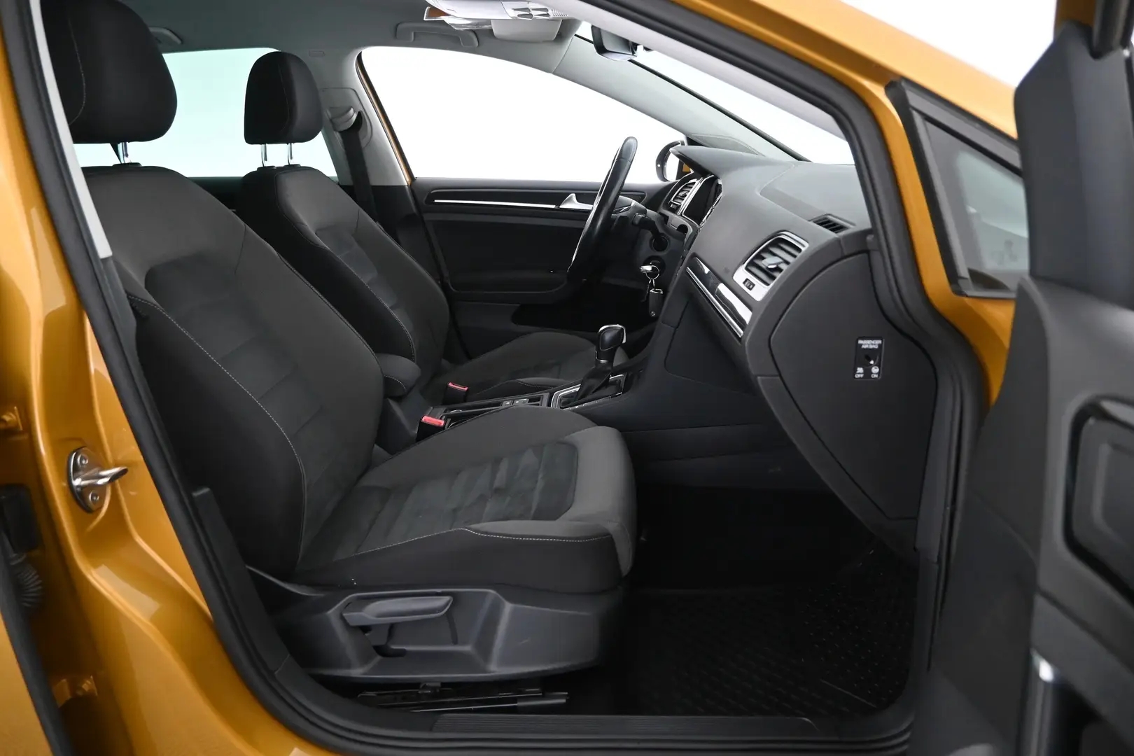 Car Image - 3A8TnFe7VNHVsJ8vwUK4TM