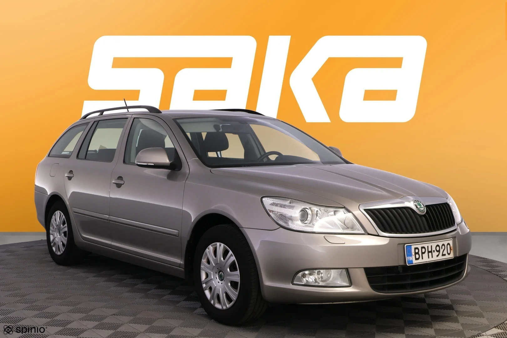 Car Image - 1lns25TQIJ5DBvGb5UOPlx