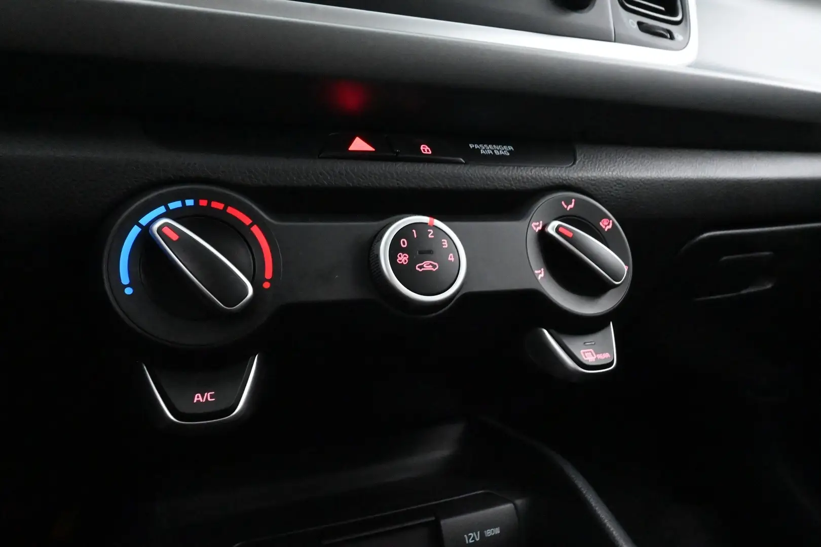 Car Image - 3OazzI1LXLXdEZ6IbGma9X
