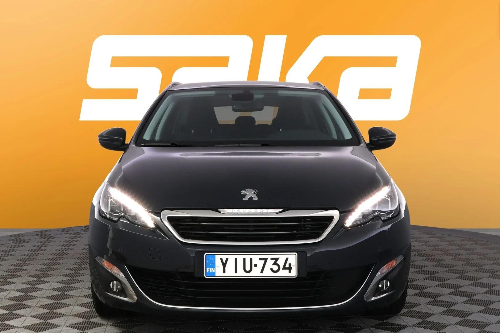 Car Image - 2gp7pAPMlcRg0GuUiZTe0F