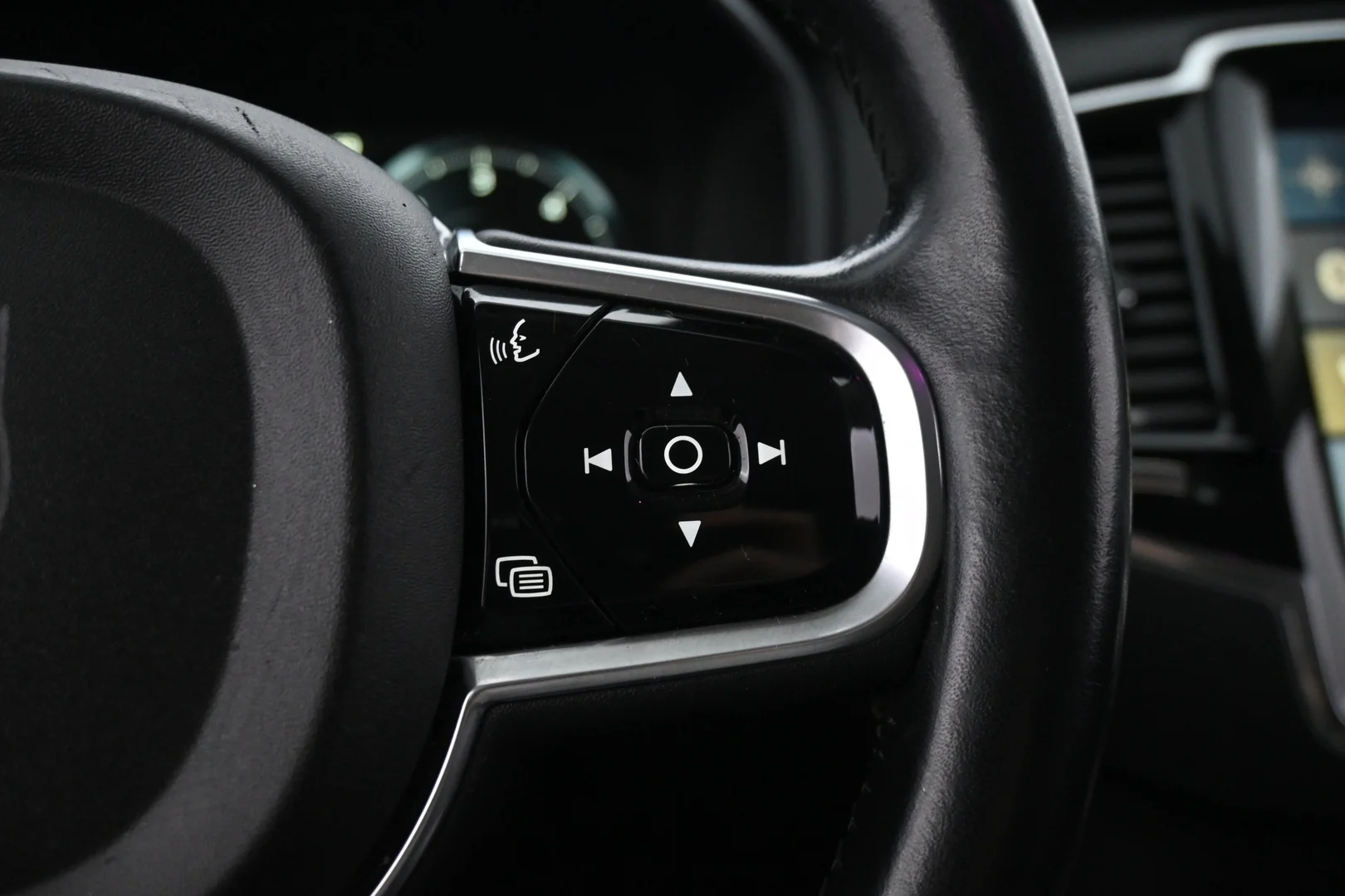 Car Image - u2XPAizXwWhnufjW9THcP