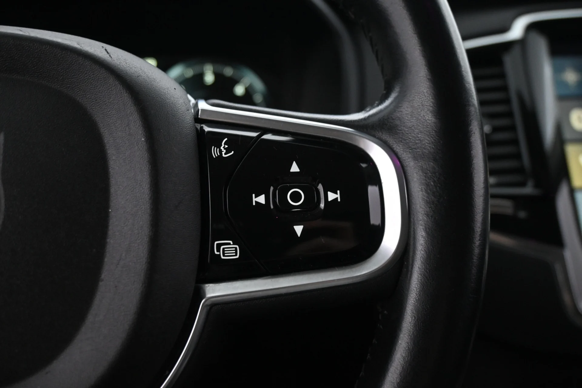 Car Image - u2XPAizXwWhnufjW9THcP