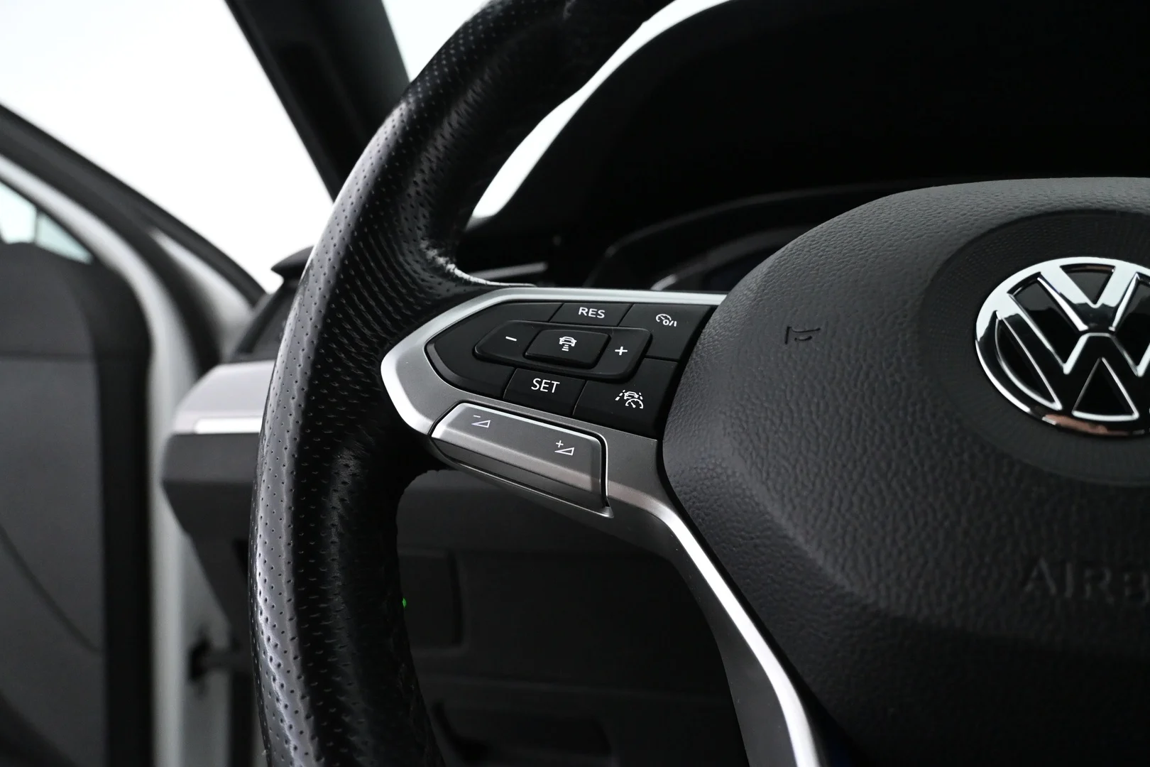 Car Image - 1LtnoyLZX0pyrjpMjGBBvu