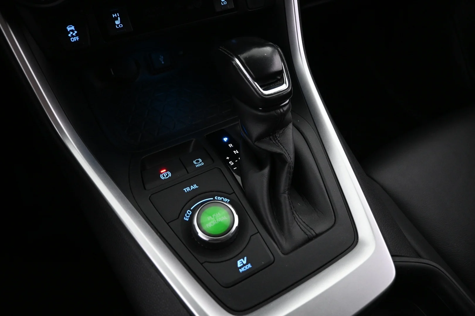 Car Image - 2WxJwRfhqZlhnFwJi2Y3m8
