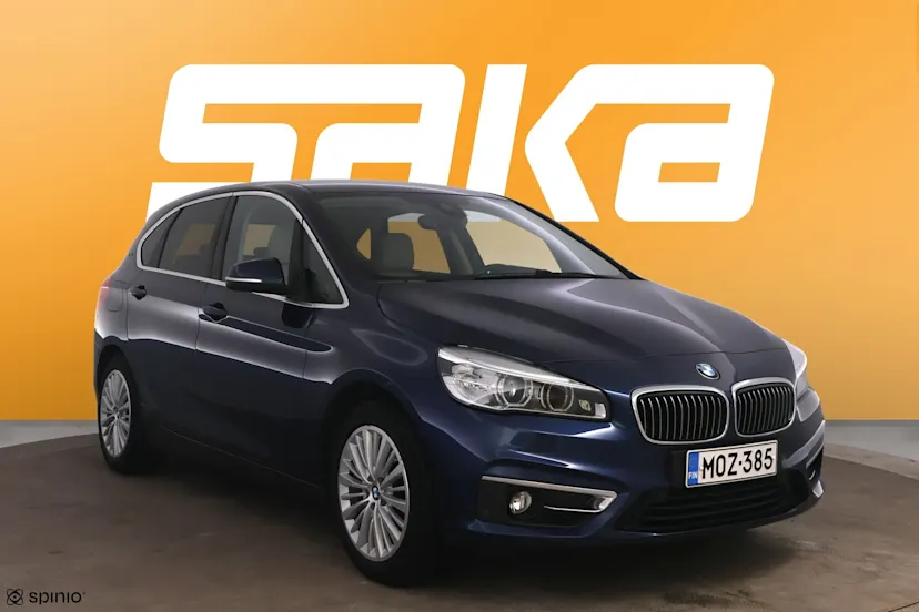 BMW 225