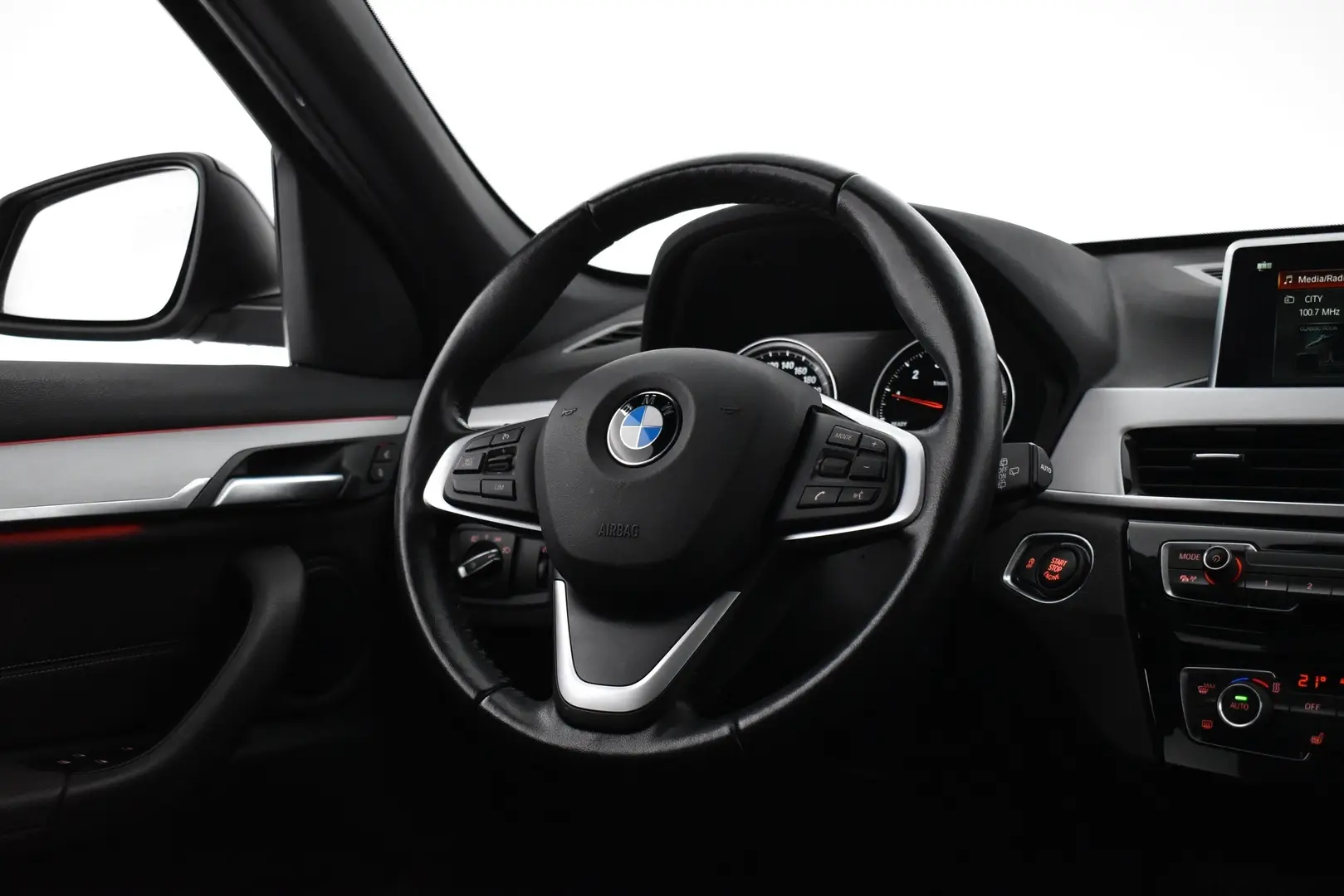 Car Image - 1BcrXf7zM4VyWaR5oYEuRp