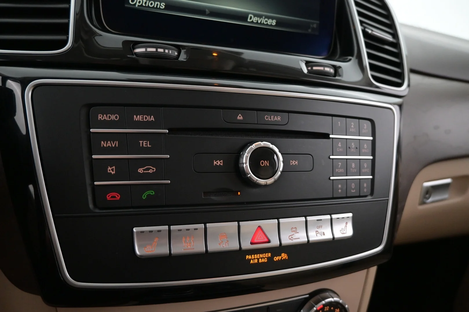Car Image - 2QhEJfl5J3HzsHCX3ubMQO