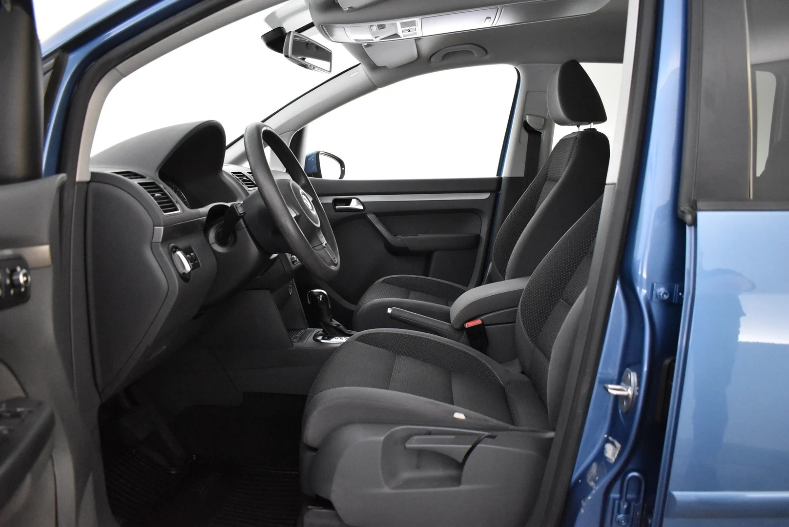 Car Image - 5i6gDJhcqlmjSmnoMWTG5v