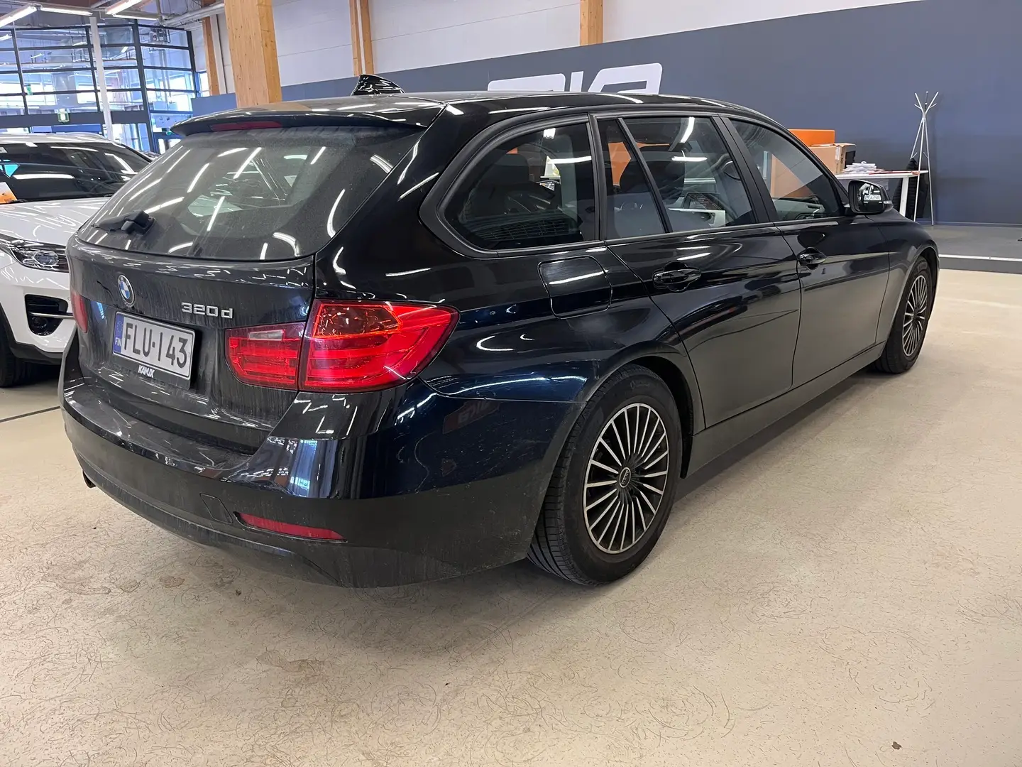 Car Image - 1ZuThRDGLz5398ws3OxCxP
