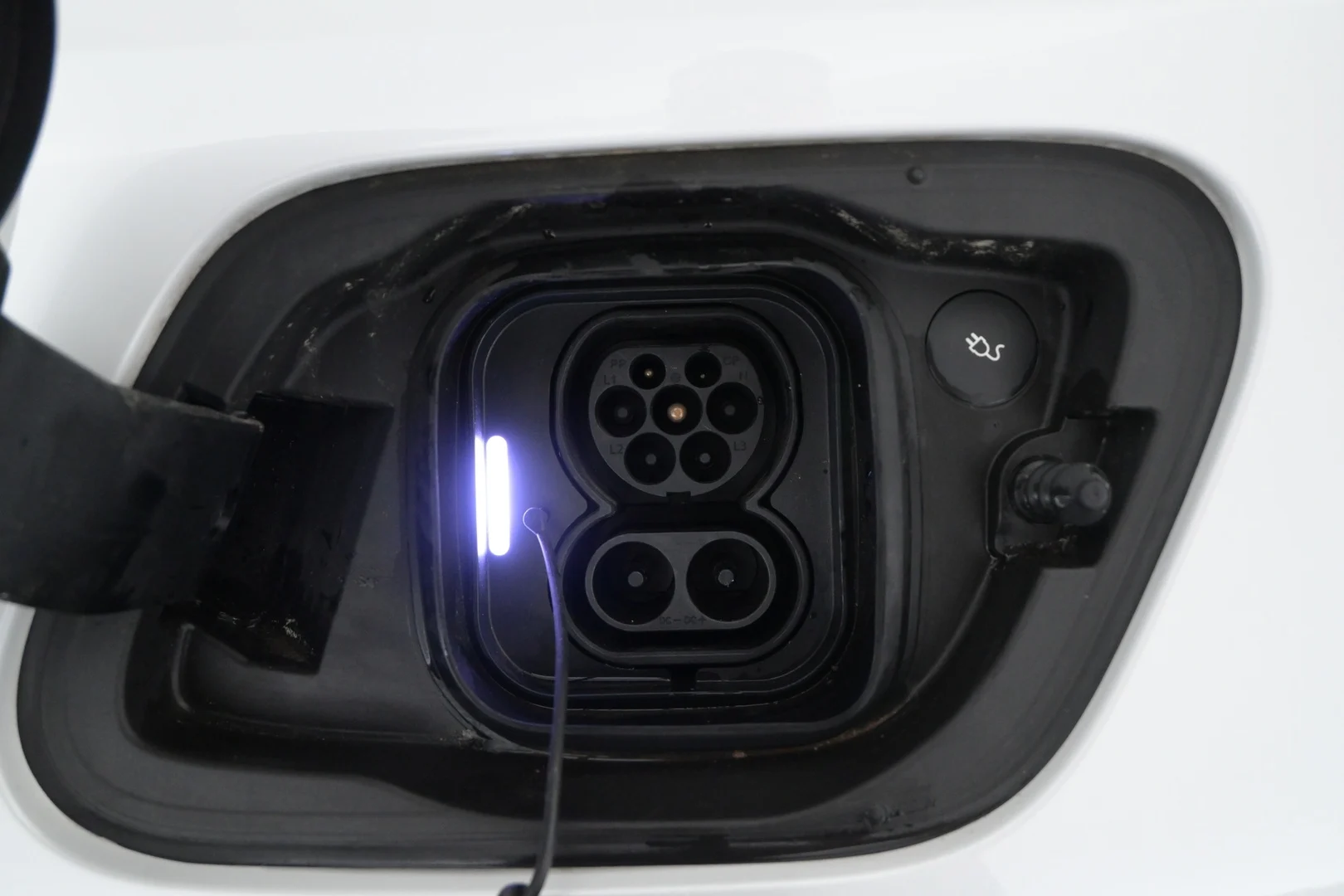 Car Image - 6gEuTkhklMGFr6CV0WwyPG
