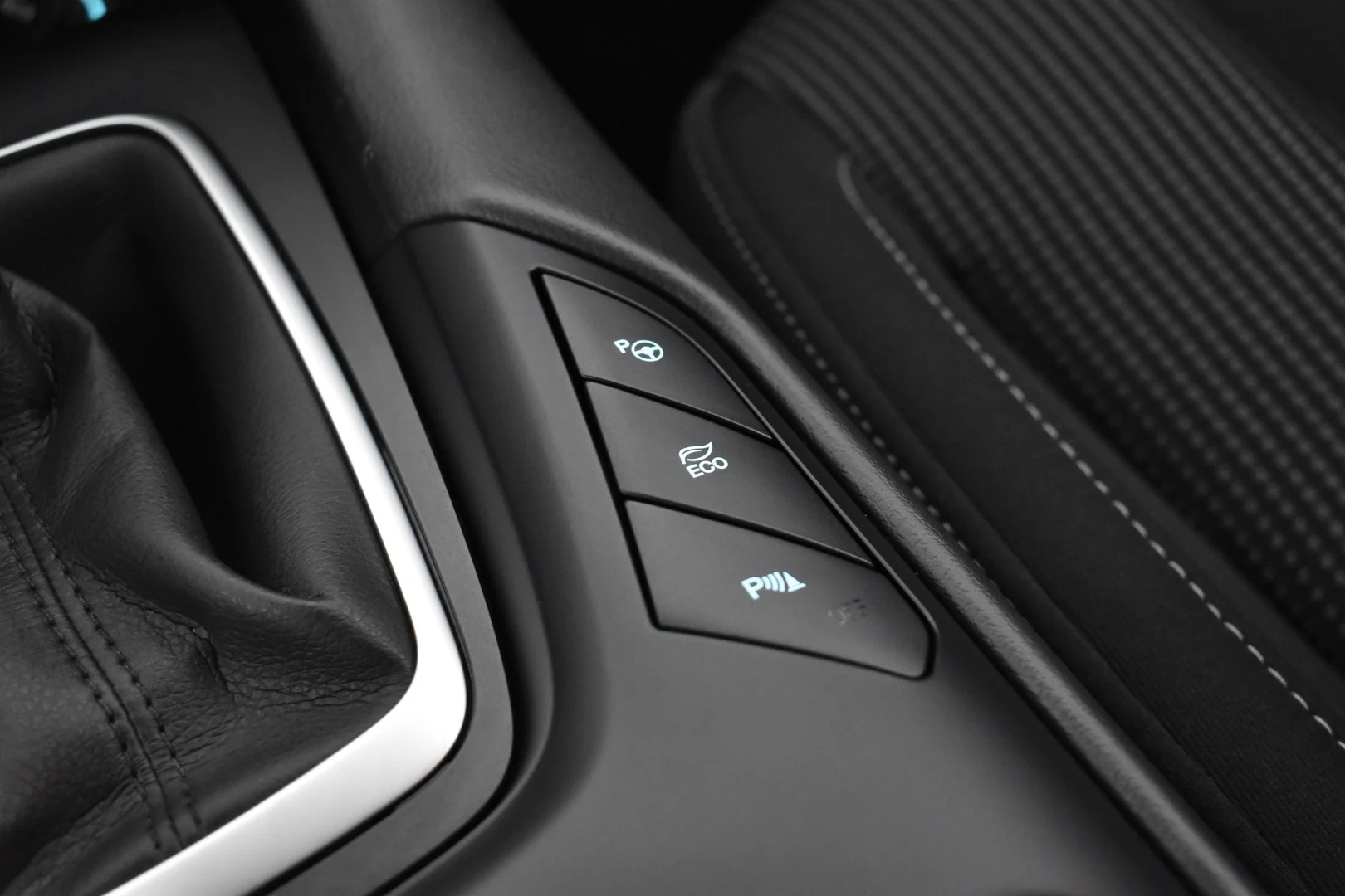 Car Image - Tc7tY3Fak7U3jUIq3E1d7