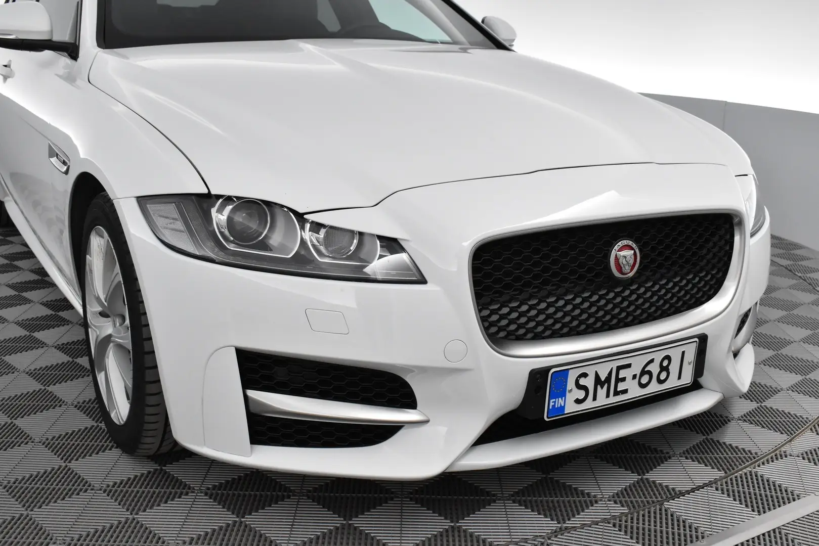 Car Image - zpeCQaUJgUALKnE1hkR5N