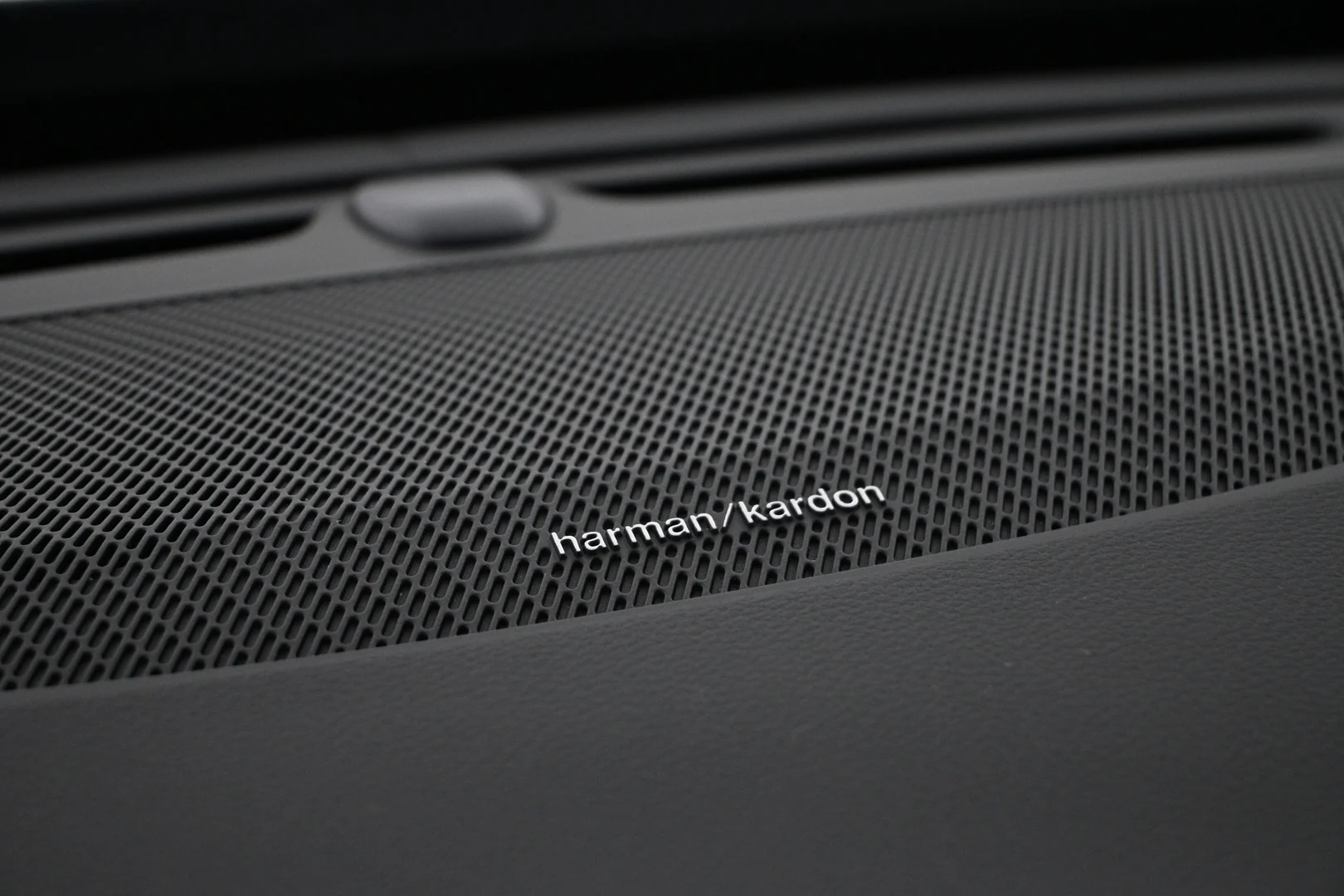 Car Image - 3uWH1WBaUmmrcPQJ8HCG1b