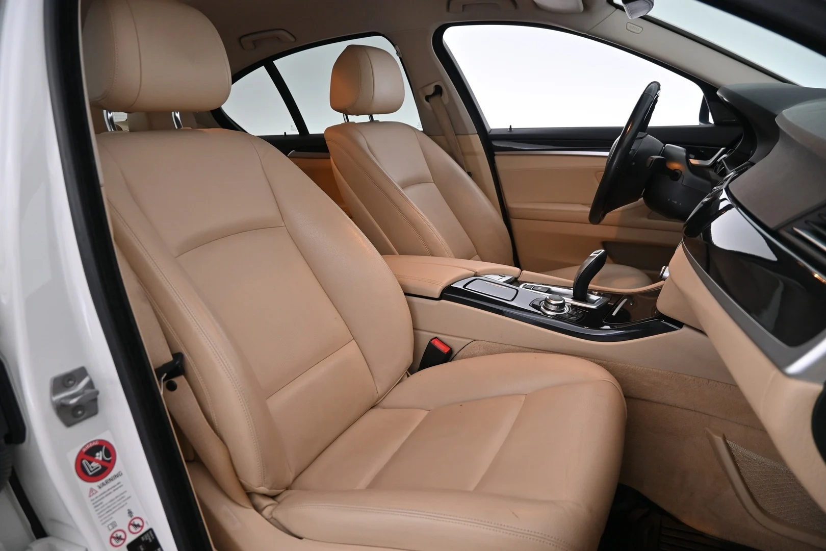 Car Image - 4qnR8RkkI3g3w1bWRRrFoq