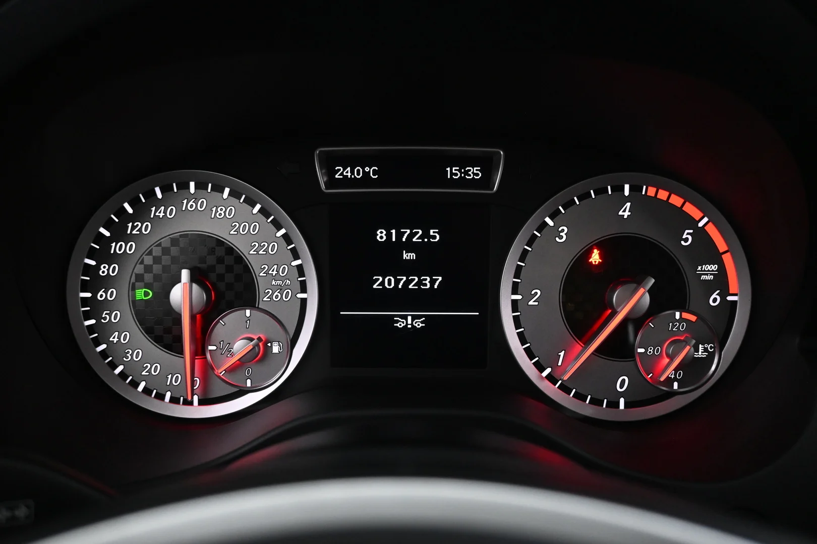 Car Image - 3ZgenxJjMMCN7BlxLFqbA6