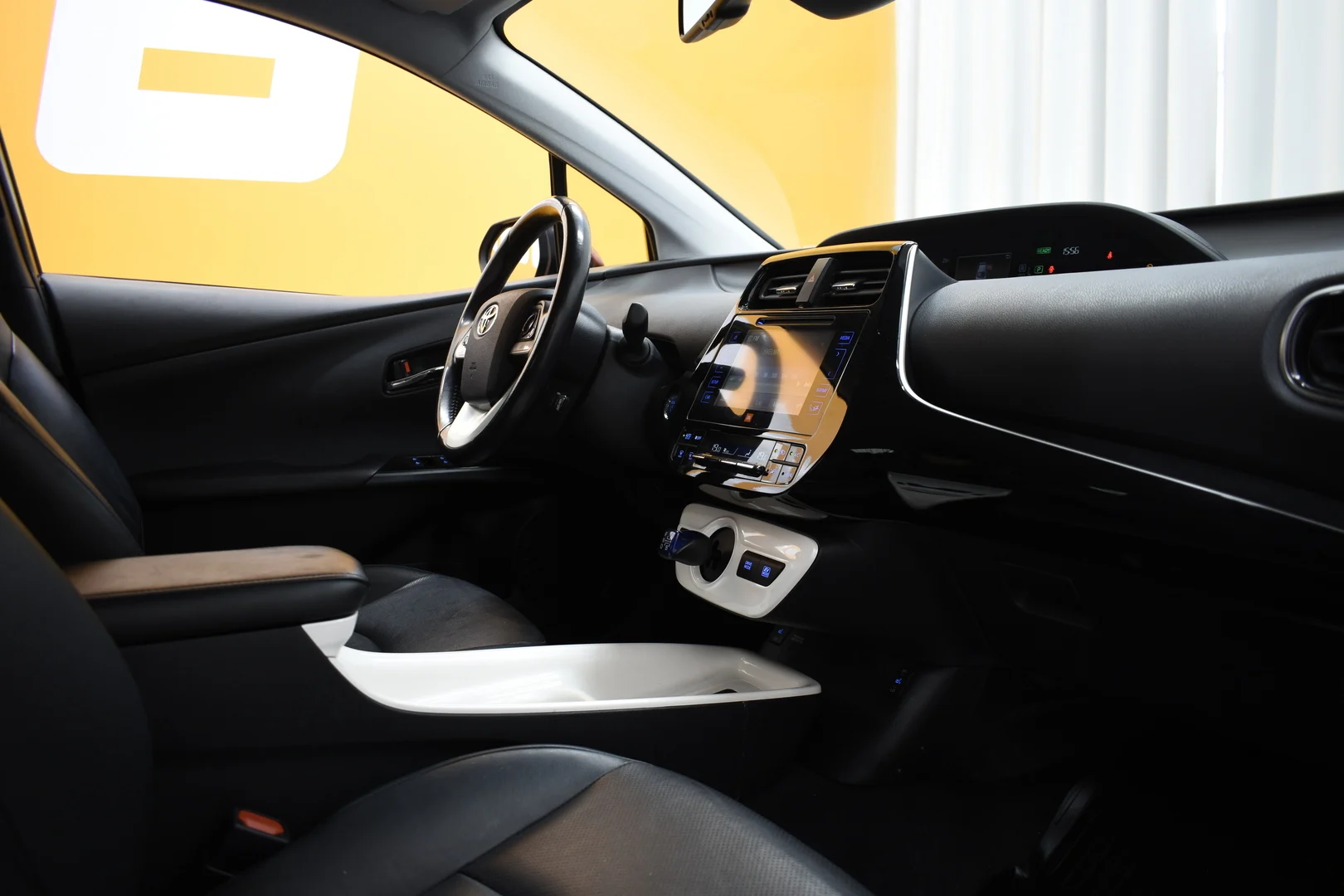 Car Image - 3QASCYhDpa6Z4ZYuSp39El