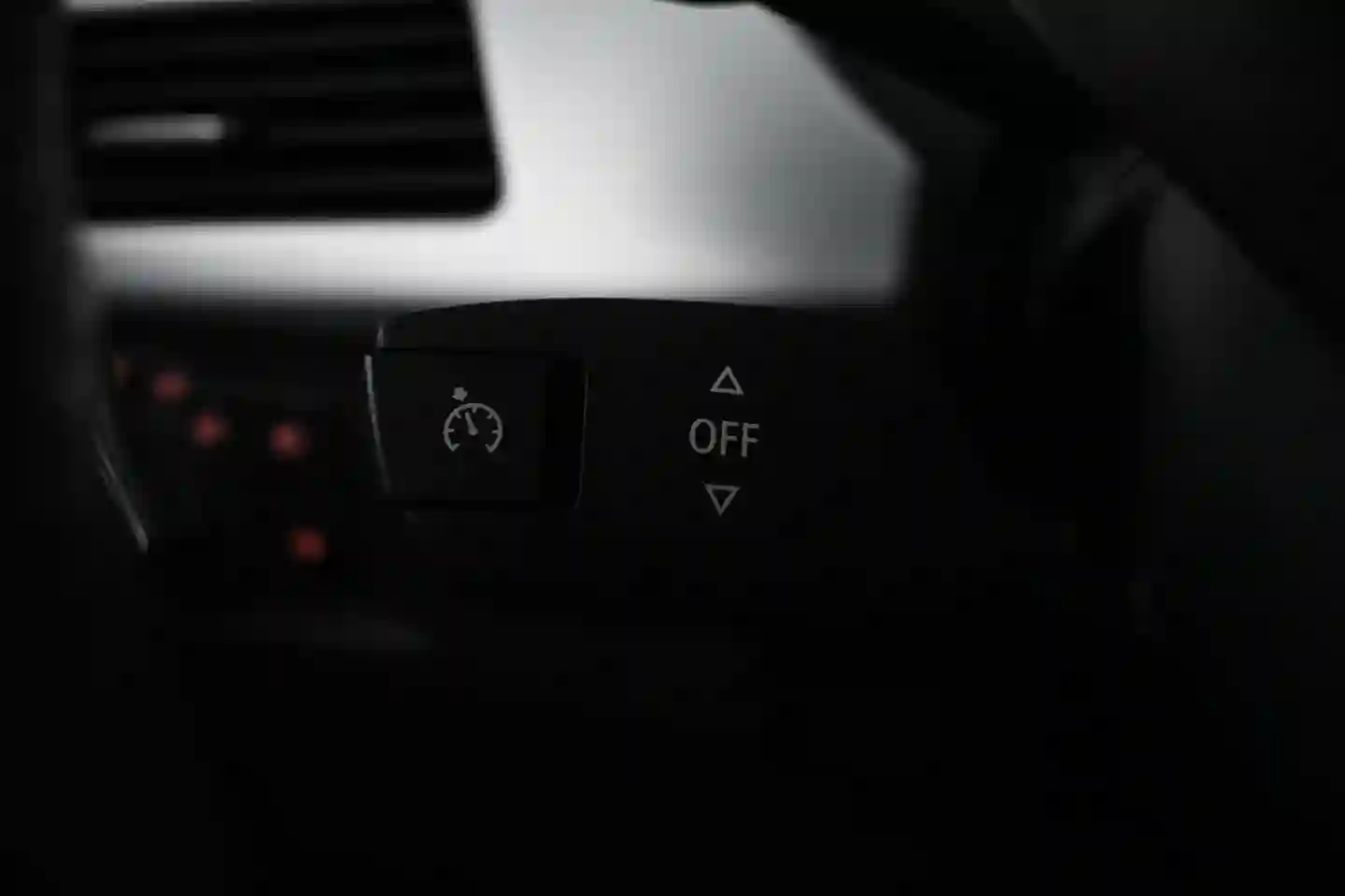 Car Image - 5CDQKyqHkMjwJzbqp5FJgA