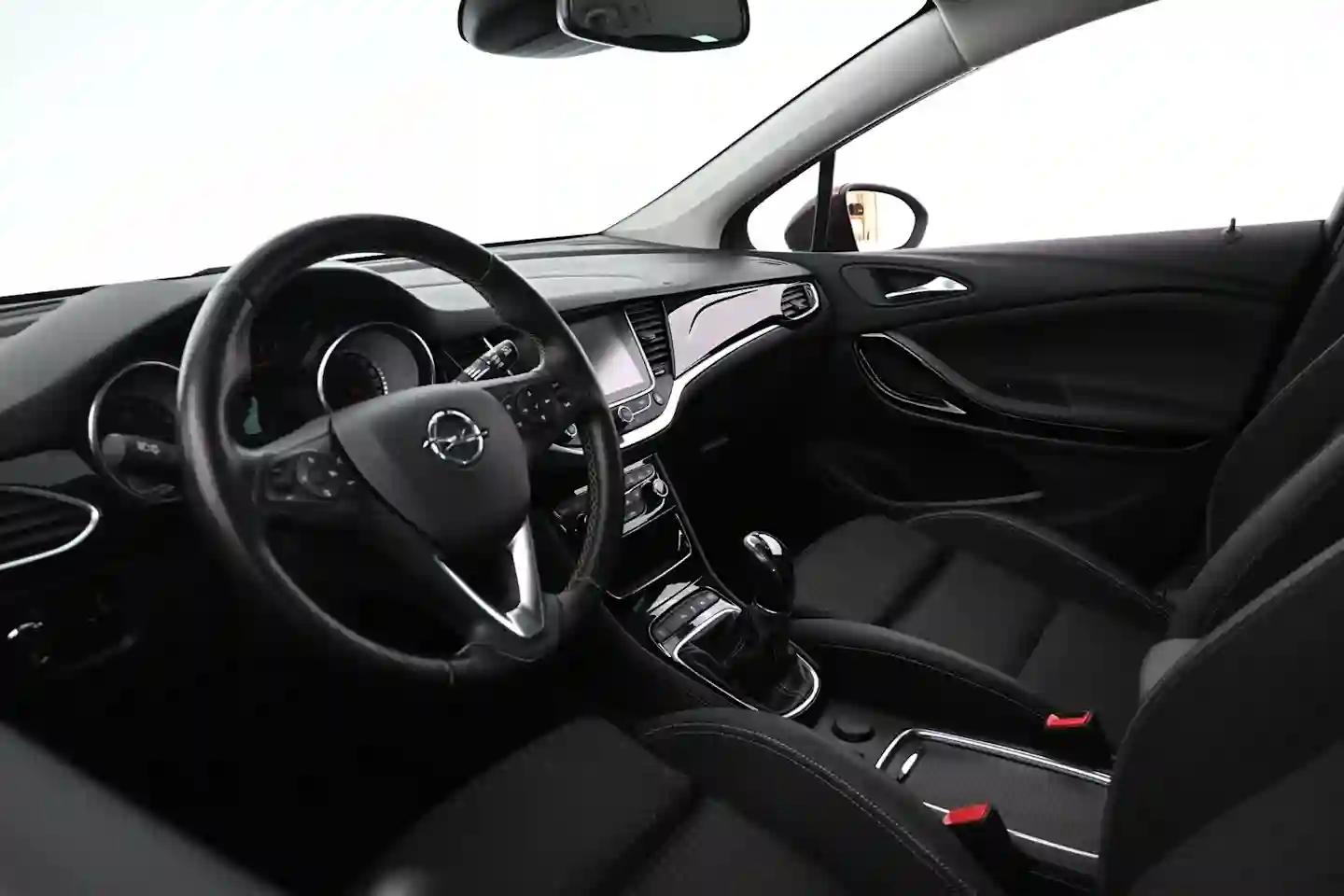 Car Image - 3DMjYhwuPzVpYs0pRgcfFJ