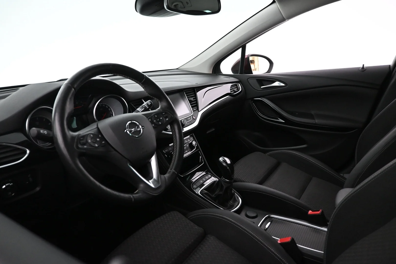 Car Image - 3DMjYhwuPzVpYs0pRgcfFJ