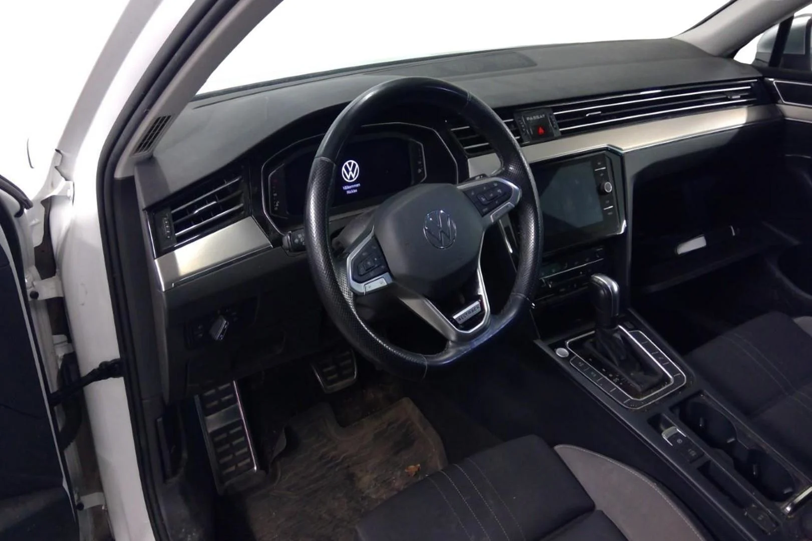 Car Image - 1NABAZRpFI5Ydojhf5cO73