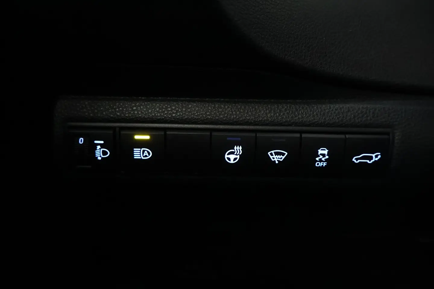 Car Image - kVMjJlJZITkHAUBGM6Hdf