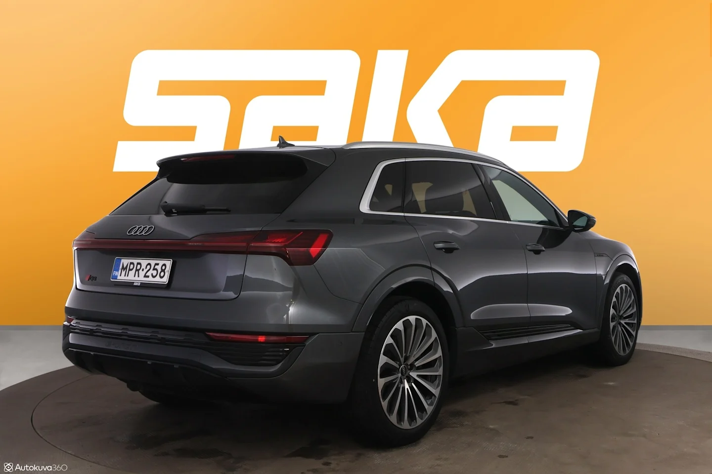 Car Image - 2Ji56n4gU5OsKzdobDPTuK