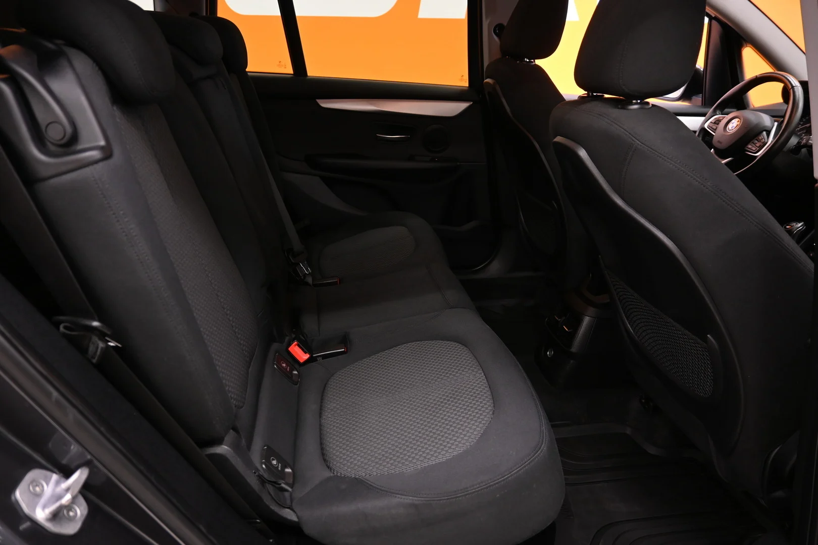 Car Image - 4eNhXNUVtVThljPSn8YYhV