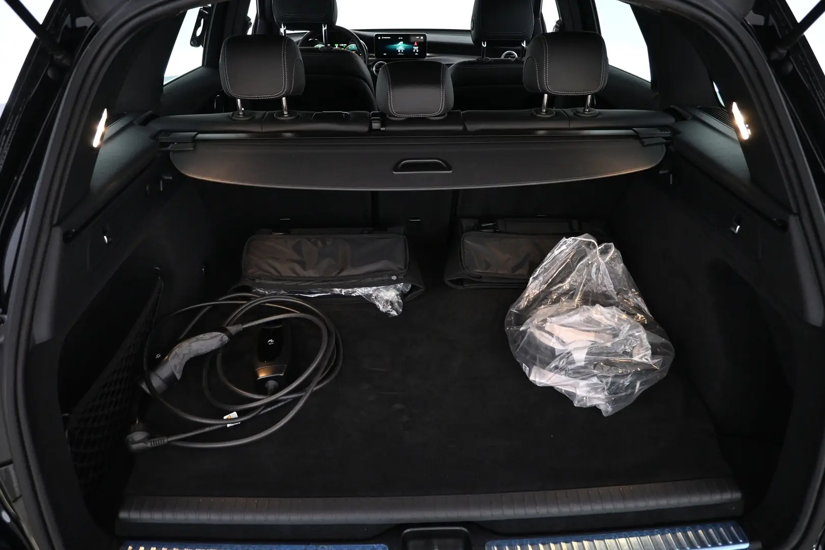 Car Image - 6H2r5xwdSU8rhUpXaard6D
